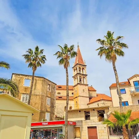 ヴィラ Bravura ミルナ