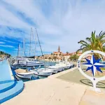 Willa Bravura Milna (Brac)