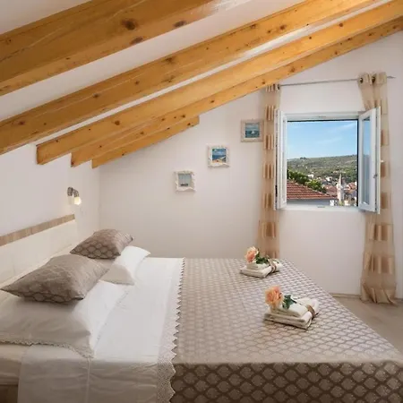 Bravura Villa