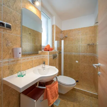 Bravura * Milna (Brac)
