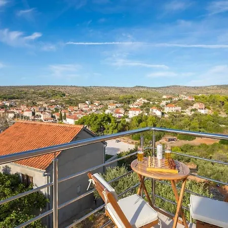 Bravura Villa *