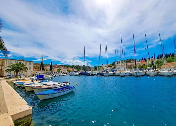 Bravura Villa Milna (Brac)